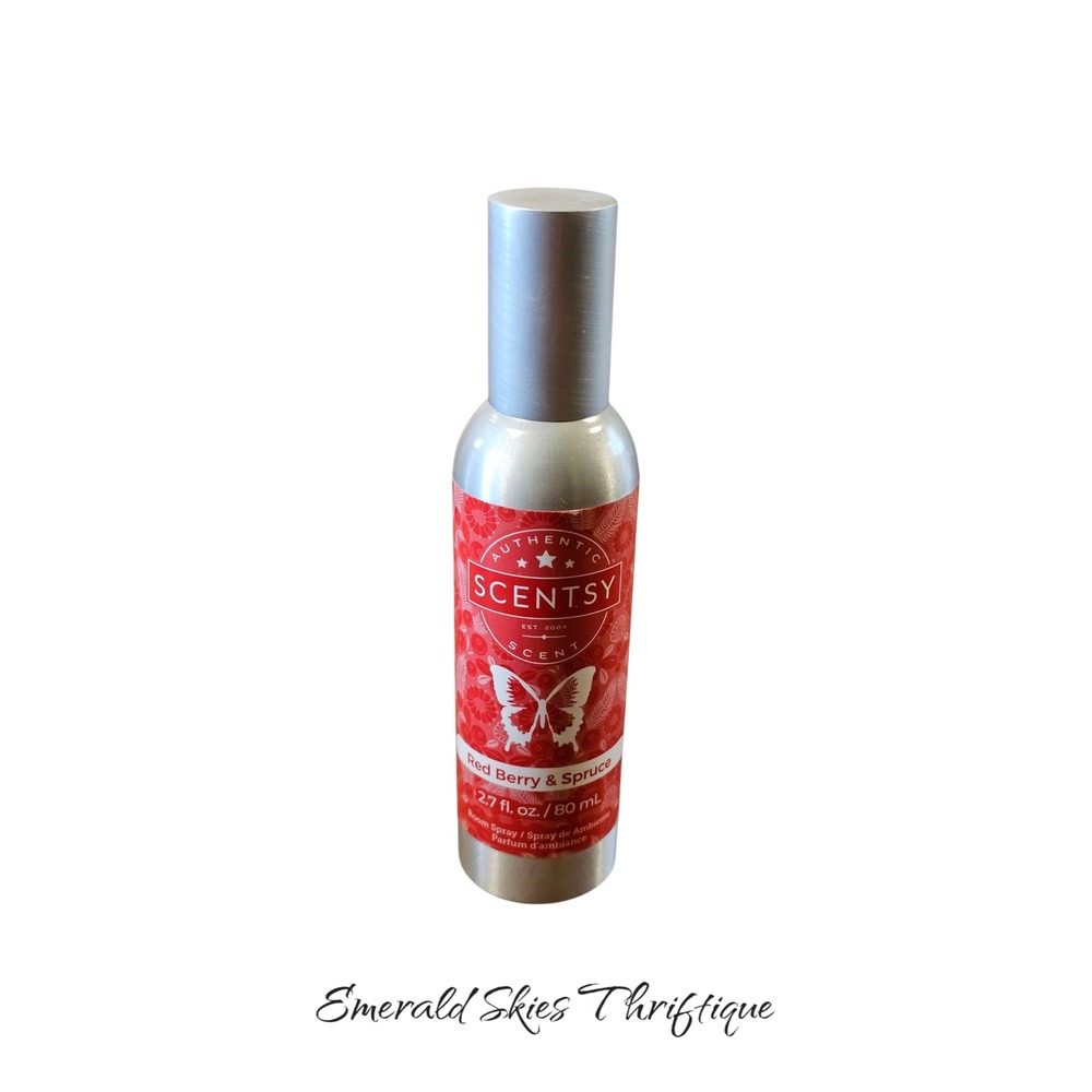 Scentsy room scent, red berry and spruce. Free shipping
